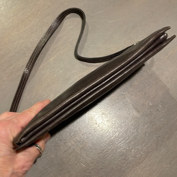 Prune Vintage Leather Wristlet / Small Purse / Clutch / Small Handbag - Picture 11 of 14